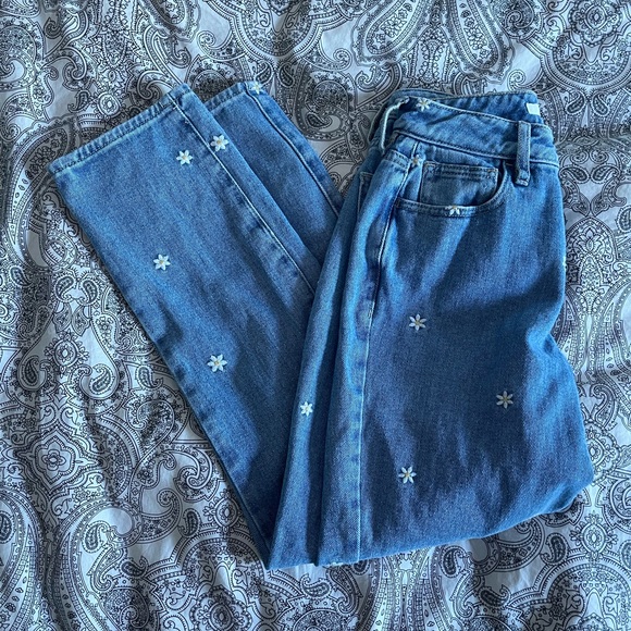 PACSUN embroidery daisy mom jeans - Picture 3 of 5